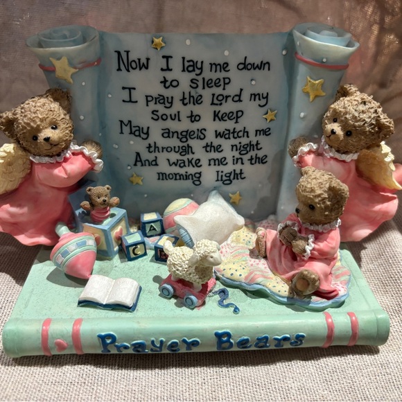 Prayer Bears - Picture 1 of 2